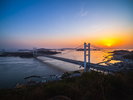 鷲羽山展望台からの夕景は対岸の四国までも見渡すことのできます。写真提供:岡山県観光連盟