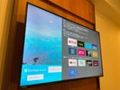 スマートテレビ/ご自身のアカウントで「Netflix」や「YouTube」などがご覧頂けます。