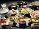 豪華鮑三品付き「鮑のお造り・ステーキ・蒸し鮑」が付いた会席料理