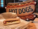 ホットドッグ【7:00〜10:00】テイクアウトの対応が可能。焼きたてをご提供しております。