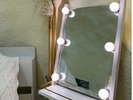 鏡もご用意しておりますのでお化粧の際にご利用いただけます。