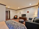 【ダブル】シモンズ製のキングサイズのベッドでゆったりと過ごすのにおすすめのお部屋です。
