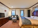 【ダブル】繊細で華奢なアンティーク家具に囲まれたお部屋は、まるで海外に来たかのような雰囲気。