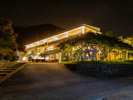 #外観 廃校になった小学校を、遊んで学べる理想郷として生まれ変わった那須ユートピア。