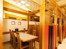 【夕食マルスコイバイキング】会場の一例_落ち着いた雰囲気の半個室