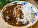 BREAKFAST|手間ひまを惜しまず仕上げたホテル特製カレー。豊かなコクと香りをお楽しみください。