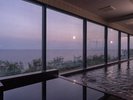 夕暮れ時にはひと味違う景色を堪能できます。