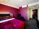 �y6-10F�t���A�z�v���~�A���V���O���i�}�b�T�[�W�`�F�A�\�t�j�������ʐρF18�u���x�b�h�T�C�Y�F140cm