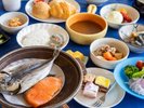 朝食バイキング