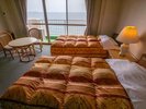 (ビーチビュー街側)和室6畳+洋ツイン40平米
