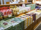 売店*日光、鬼怒川の人気なお土産をご用意しております♪