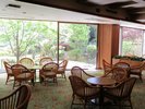 1F「喫茶すずらん」営業時間 7:00〜22:00