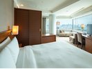 パノラミックキングルーム(34u)南東側または南西側