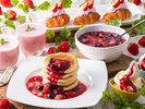 <2/14〜5/31>朝食ビュッフェにていちごスイーツをお楽しみいただけます。