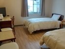 ツインC喫煙 23�u(ベッド幅100�p、エアウィーブ導入)【眺望訳あり】