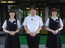 笑顔でおもてなし致します