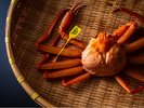 【香住ガニ】春と秋は香住ガニの季節。紅ズワイガニの上質なカニを「香住ガニ」と呼びます。