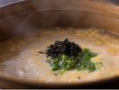 【カニ雑炊】冬の味覚・松葉蟹料理を〆る、蟹の旨味が効いた絶品の蟹雑炊。