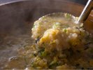 【カニ雑炊】冬の味覚・松葉蟹料理を〆る、蟹の旨味が効いた絶品の蟹雑炊。