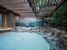 グループ施設である、湯宿皿山の大浴場にも入れて無料湯巡りを楽しんで。徒歩数分。