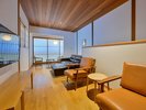 離れ全4室の一つである折桜のメインリビング。部屋はお任せで用意します。ご希望があればご指定下さい。
