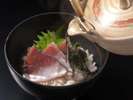 朝食 西伊豆名物「まご茶漬け」