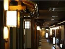 純和風の回廊を進むと絶景が待つお部屋へ