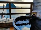 露天風呂付客室|和室12.5畳+次の間6畳+広縁+露天風呂。夕暮れ時の絶景を眺めながらの湯浴み