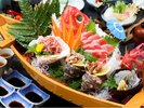 夕食一例|圧巻の舟盛り