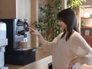 <宿泊者専用>想い想いの時間を過ごせる開放的なリフレッシュスペース