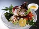 「幻のとり貝」と言われる宮津産とり貝。大きさ甘味は一般のとり貝と比べ物にならない。