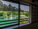 お部屋から天橋立や廻旋橋を目の前にご覧いただけます。「天橋立を眺める和のベッドルーム」