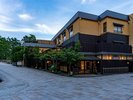 智恩寺門前通りに佇み、天橋立が目の前に。天橋立に一番近い宿「対橋楼」