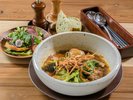 【埜の山キッチン はるらんな】埜のシチュー:古川ポークを白ワインとトマトベースで煮込んだシチュー