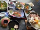 旬を頂く7品の手作り和食膳一例です。もう少し食べたい方にお勧めの料理です。