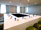 【宴会場/末広の間・高砂の間】利用しやすい人数広さ。忘年会や懇親会など少人数でもご利用いただけます。