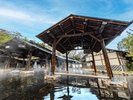 大露天風呂「江戸情話 与市」