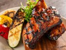 Mauka_ベイビーバックリブ スモーキーBBQソース