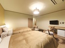 【洋室ツインベッド】客室全体が見渡せるつくりとなっております(一例)