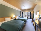 【洋室ツイン】シモンズベッドで快適な睡眠を ※一例