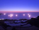【東後畑棚田】日本海を一望できる絶景の棚田。特に5〜6月の夕暮れ時〜日没後が見頃。(ホテルから車40分)