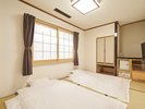 【和室】6畳・2名〜3名利用可 和室は2階に1室のみです。
