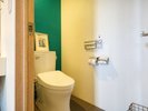 【トリプルルーム いちちの部屋/45u/禁煙】清潔感あるトイレでストレスフリーな滞在を