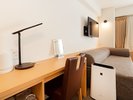 ≪本館≫ツイン:(全室禁煙)シモンズ社製セミダブルベッド(幅120cm)×1台