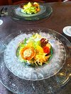 色鮮やかなサラダ