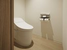 バスルーム:バス・トイレが別となっており、朝のおでかけ準備も時間を有効に使えます。