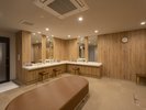 「阿蘇黒川の湯」男性大浴場 脱衣所