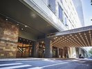 新宿駅側エントランス