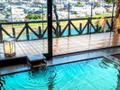 �y�W�]����E�����z���̔��𓒂�����Ɩ����āA����̏�i���������������܂��B