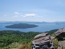 ホテルの近くにある美幌峠から屈斜路湖全体を眺めることができます